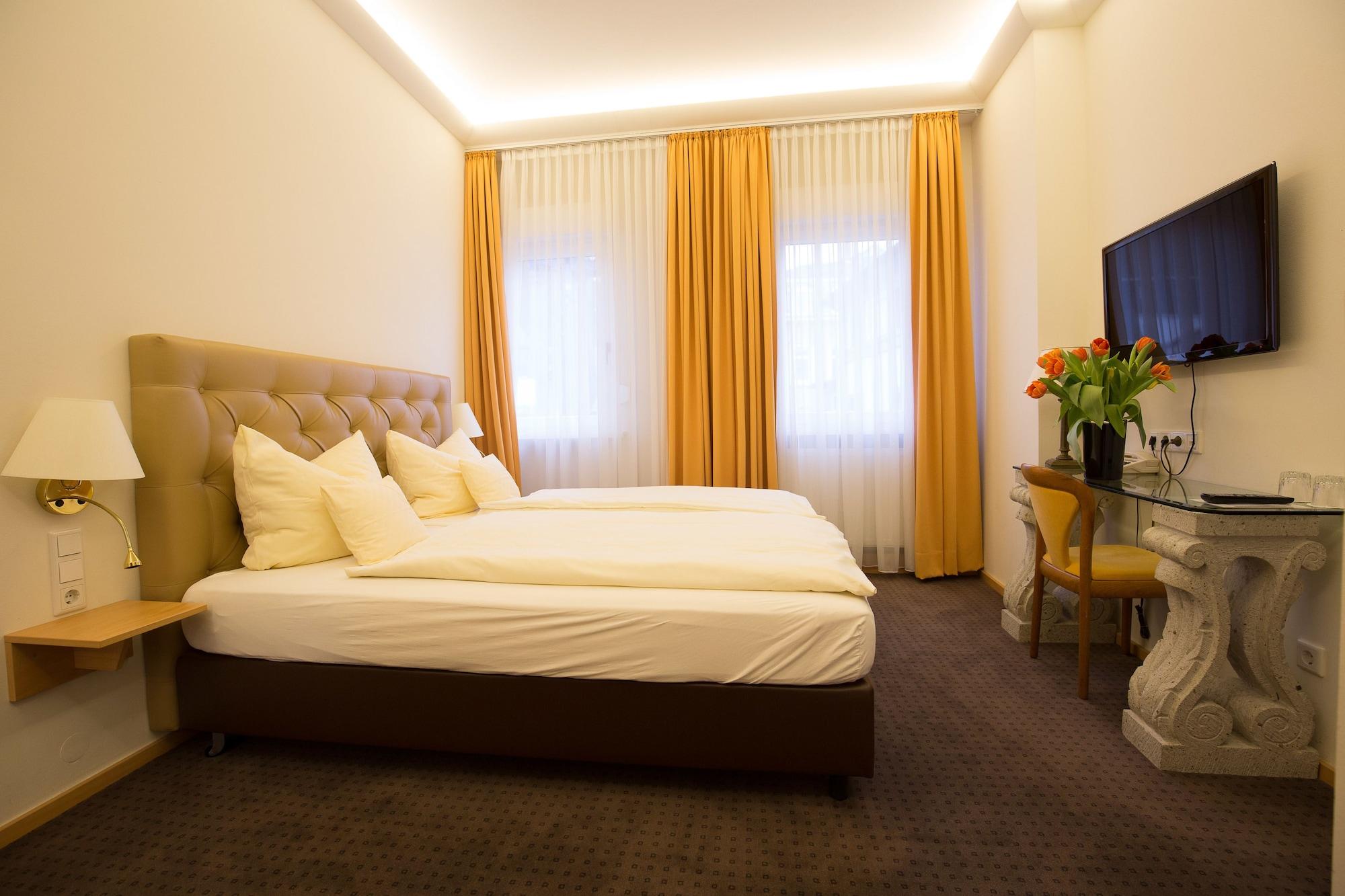 Hotel Heidelberger Hof Esterno foto