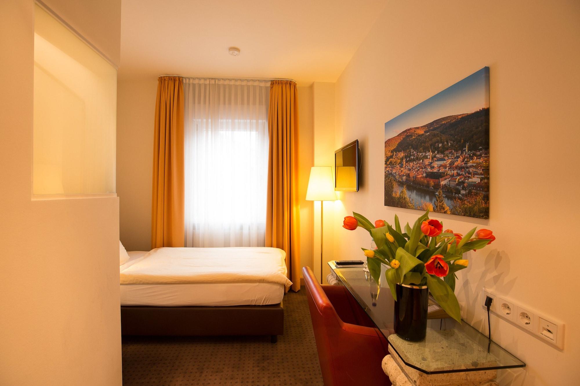 Hotel Heidelberger Hof Esterno foto